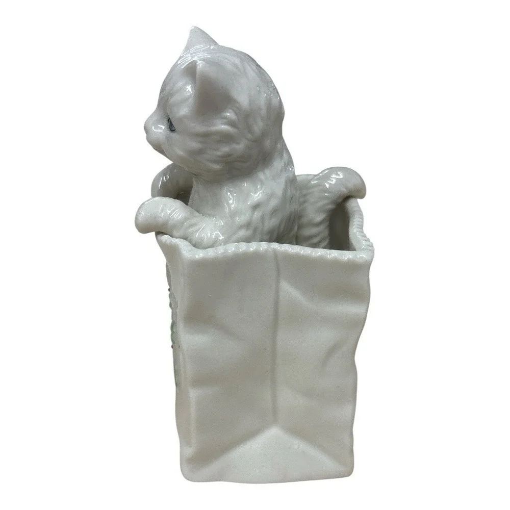 Lenox Capture the Season Cat in Christmas Bag Figurine Ceramic